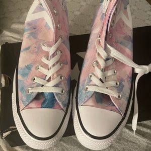 Pink blue and white Converse sneakers cute design size 9 women 7 men
